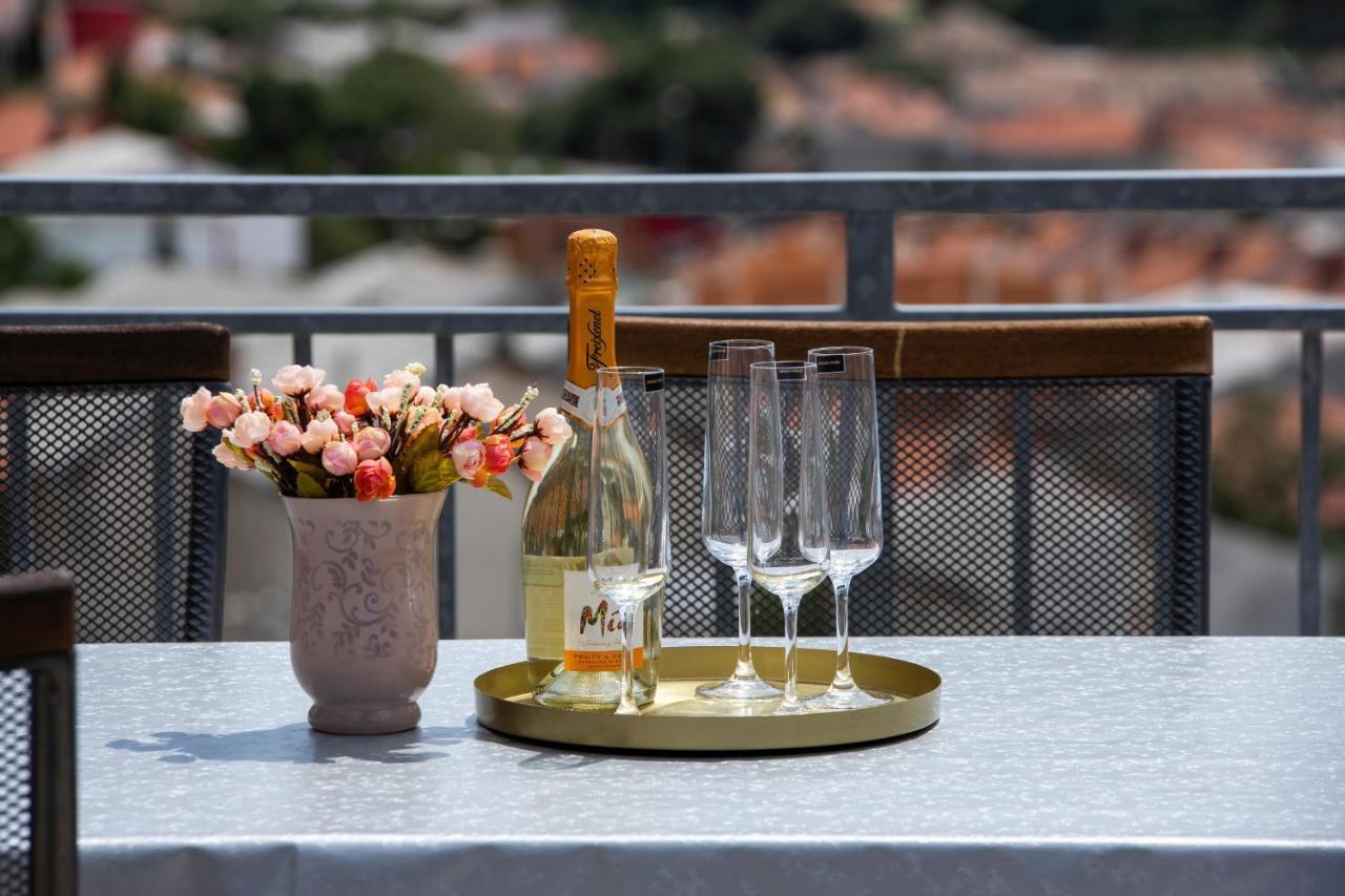 סנג' Lovely Apartments Senj מראה חיצוני תמונה